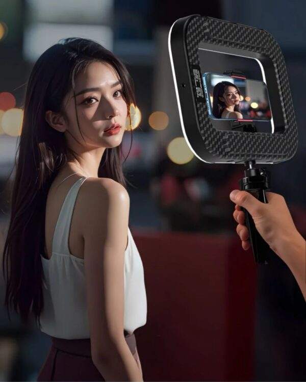 Rechargeable Fill light for live streaming and videography