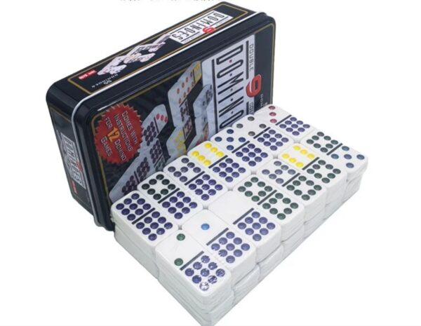 Dominos